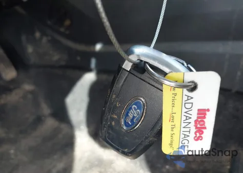 2017 Ford Fusion S z USA, uszkodzony, nr VIN 3FA6P0G76HR244844